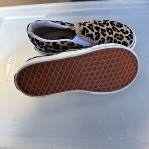 Vans Kids Slip-On Sneakers in Leopard Print Tan & Black